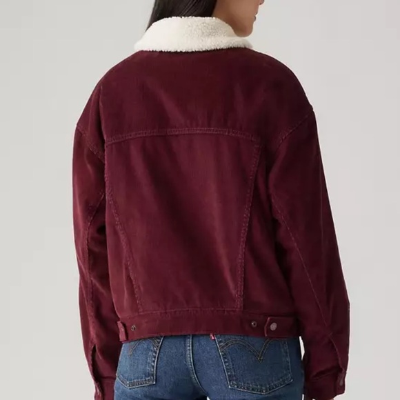 NWOT Levi’s Ladies 90’s Trucker Sherpa jacket - Size Large - Picture 10 of 11